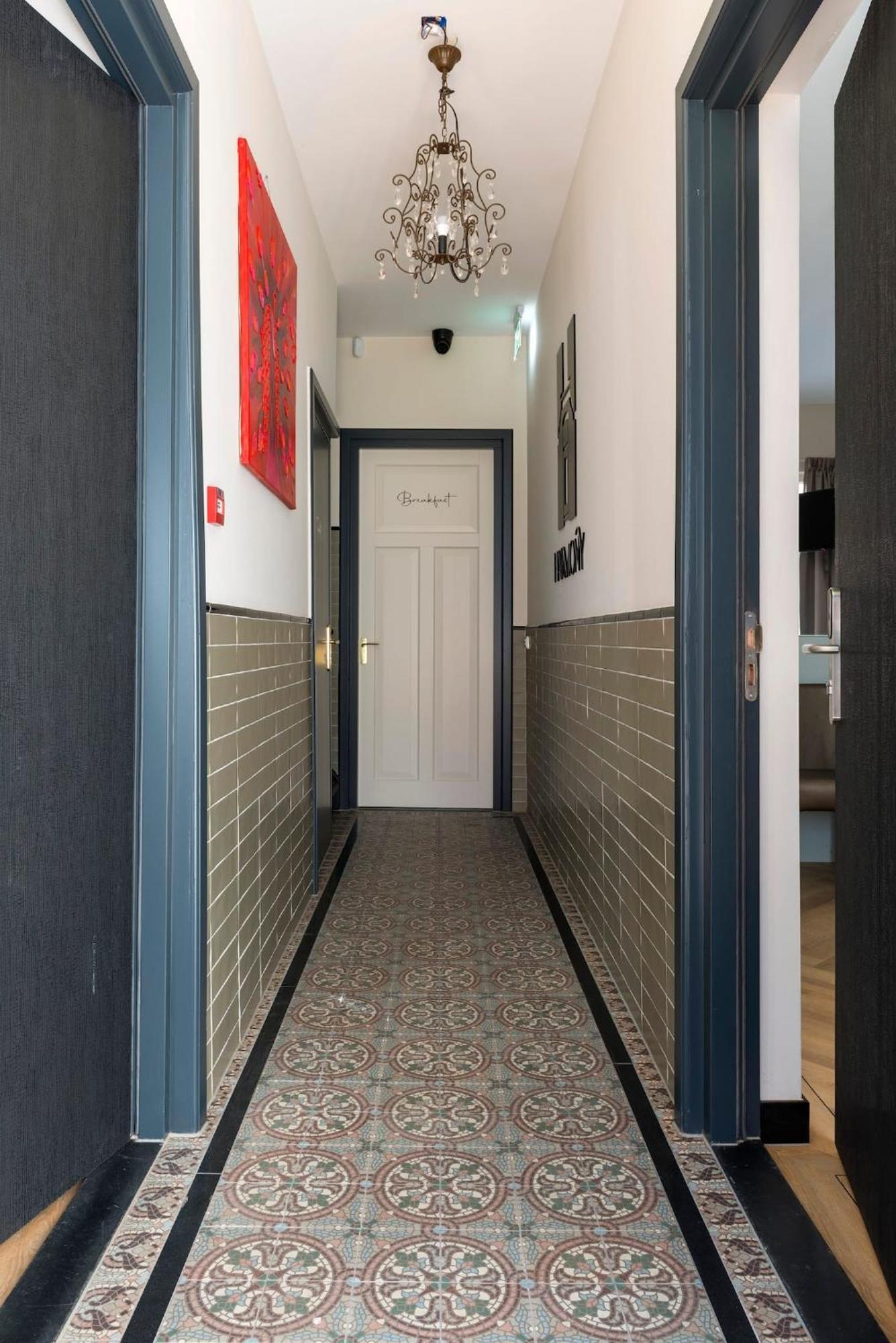 Petite Room With Wifi, Ac, And Shared Kitchen Тилбург Экстерьер фото